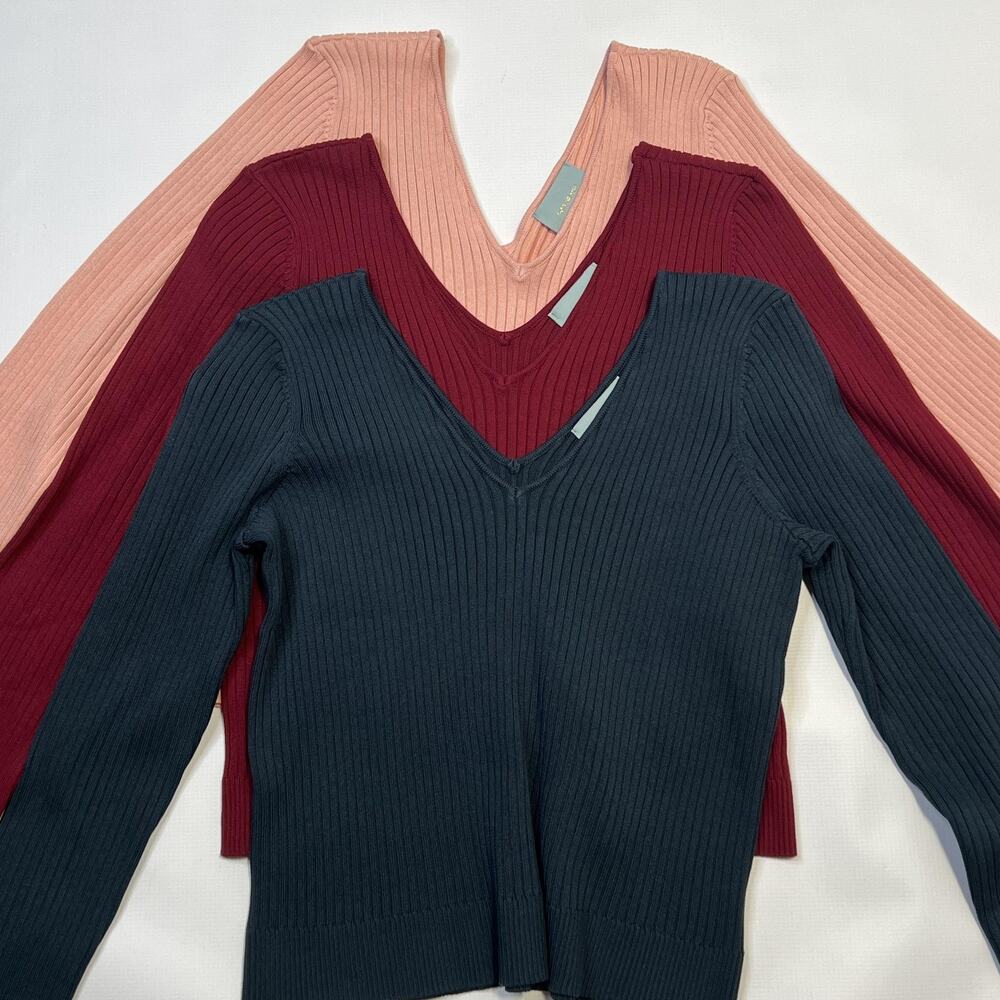Skies Are Blue Sweater Womens Large Black Red Pink Ribbed V Neck Pullover Lot 3